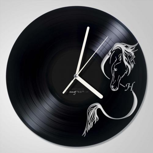 Anynoon_vinyl_clock_design_LP_horse_kon